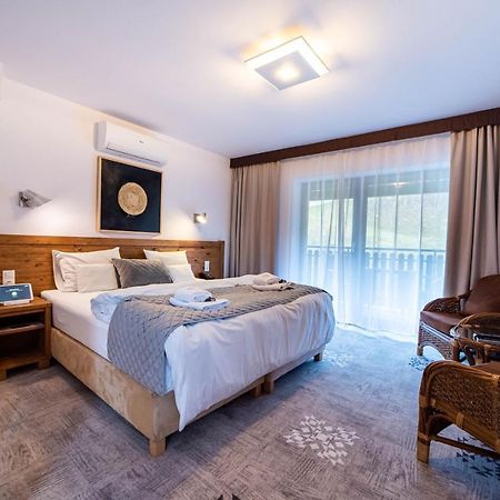 Apartamenty Przy Hotelu Zywieckim Przylekow Buitenkant foto