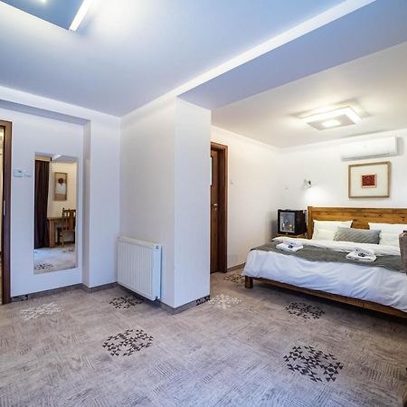Apartamenty Przy Hotelu Zywieckim Przylekow Buitenkant foto