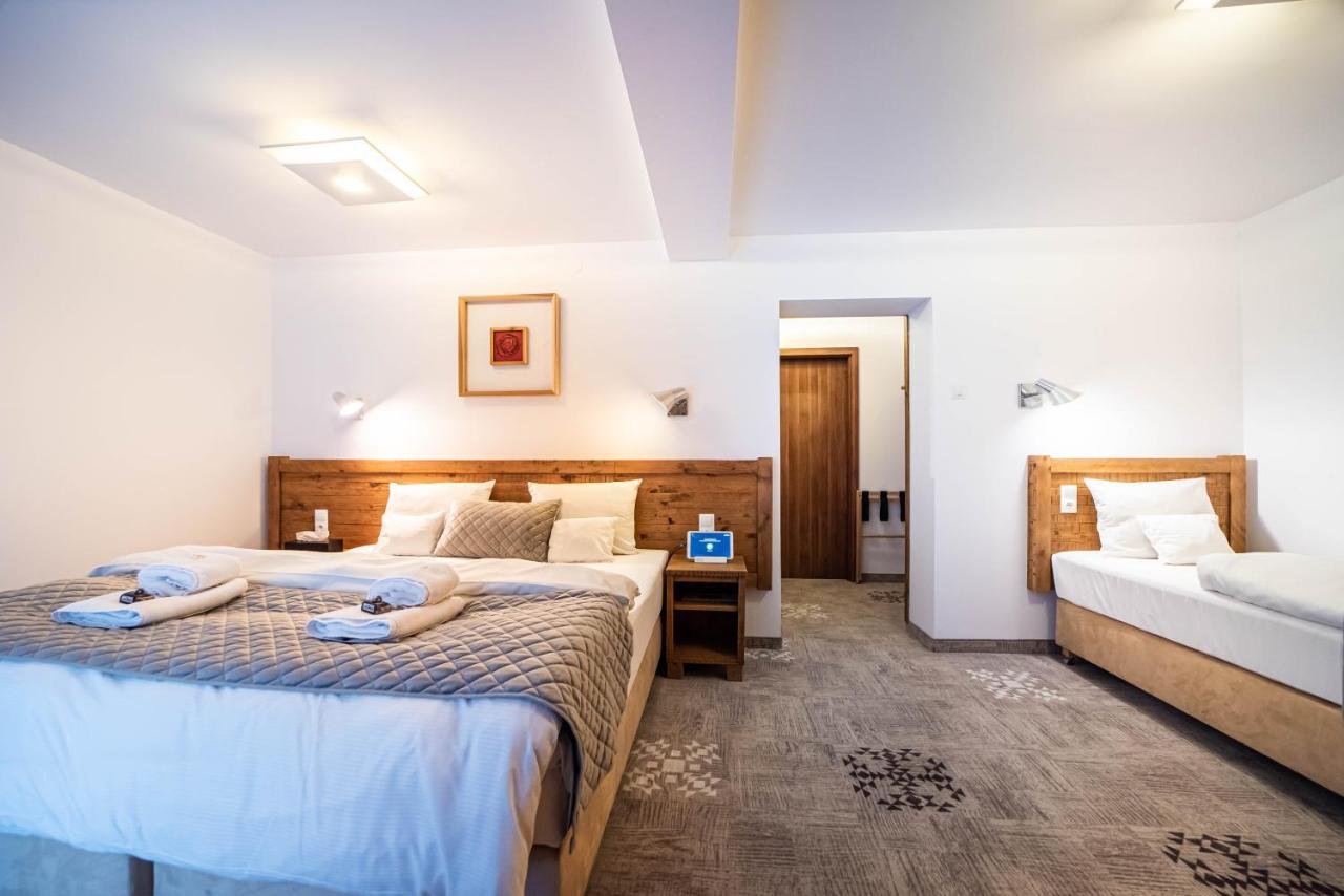 Apartamenty Przy Hotelu Zywieckim Przylekow Buitenkant foto