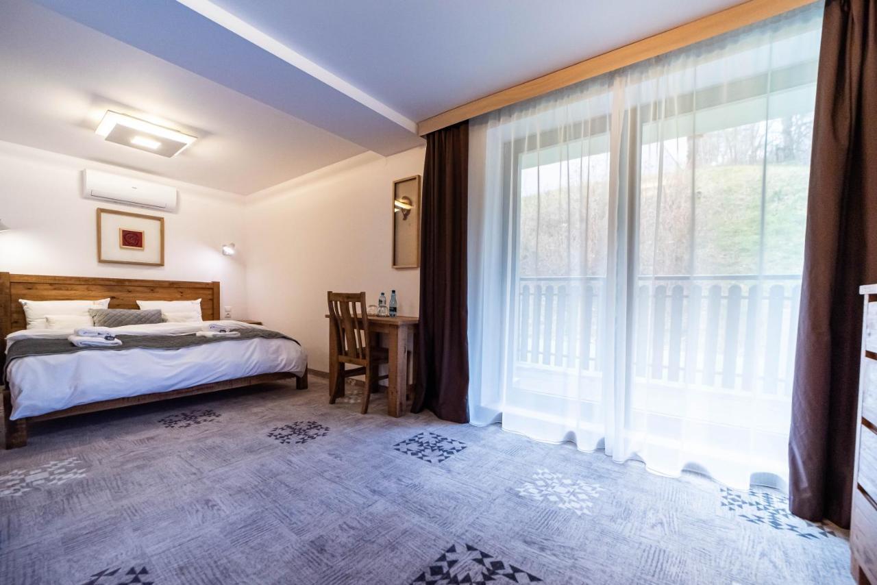 Apartamenty Przy Hotelu Zywieckim Przylekow Buitenkant foto