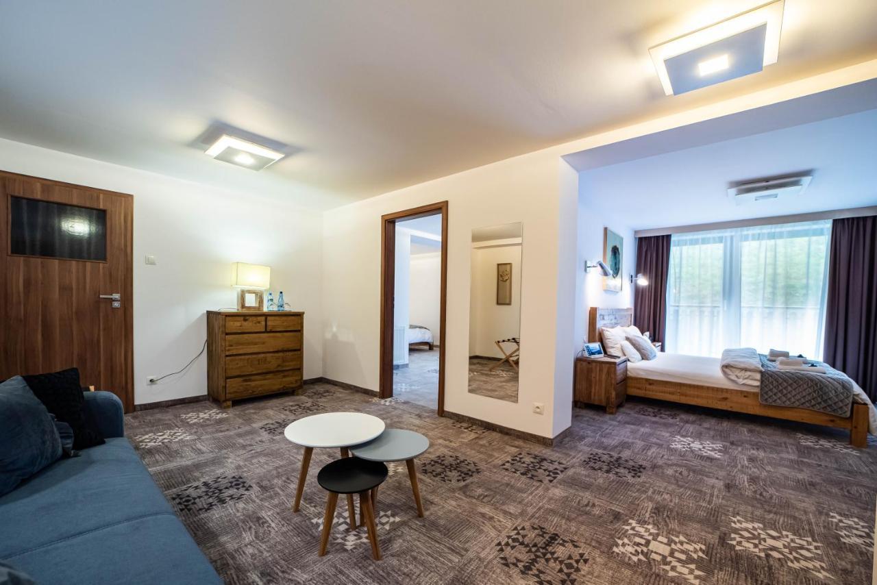 Apartamenty Przy Hotelu Zywieckim Przylekow Buitenkant foto