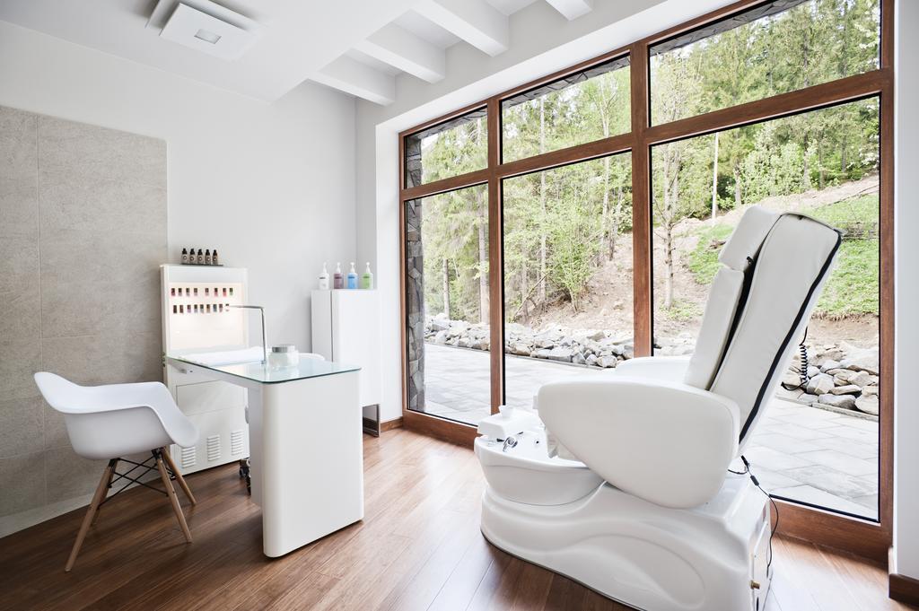 Apartamenty Przy Hotelu Zywieckim Przylekow Buitenkant foto